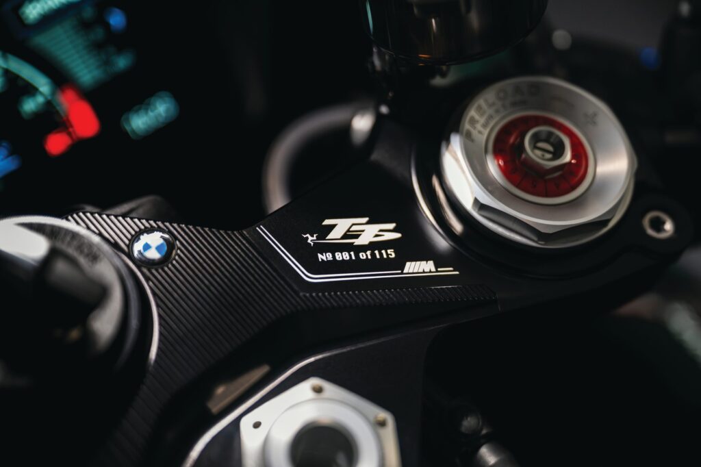 BMW M 1000 RR Limited Edition Isle of Man TT – foto