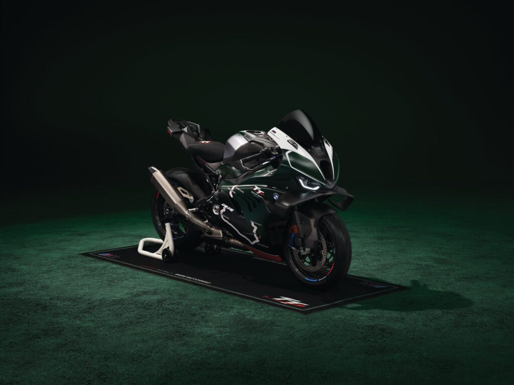 BMW M 1000 RR Limited Edition Isle of Man TT – foto