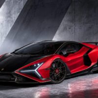 Lamborghini Revuelto SV