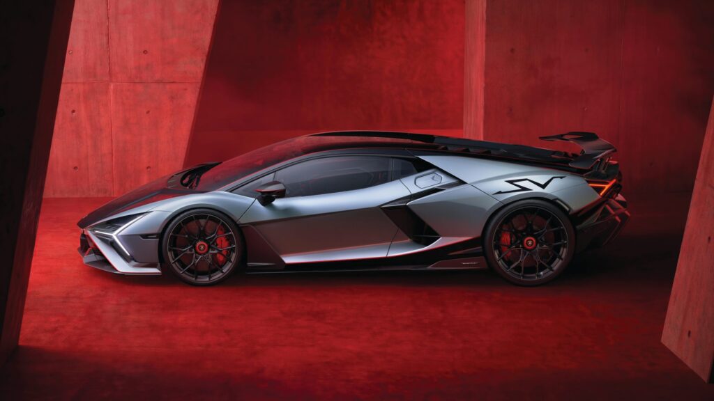 Lamborghini Revuelto SV – foto