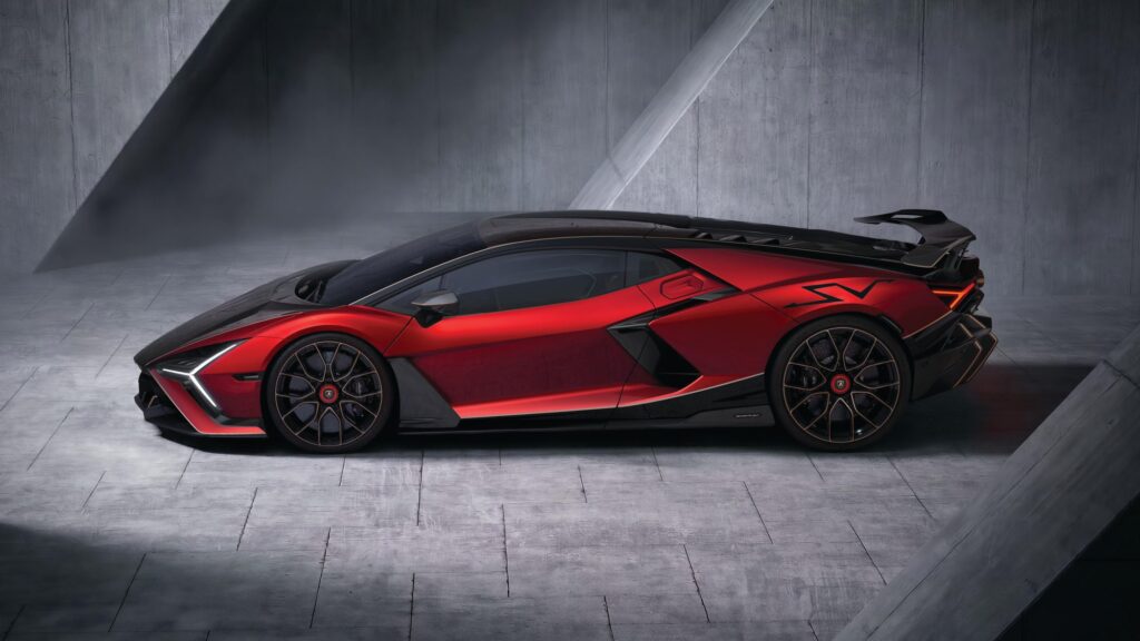Lamborghini Revuelto SV – foto
